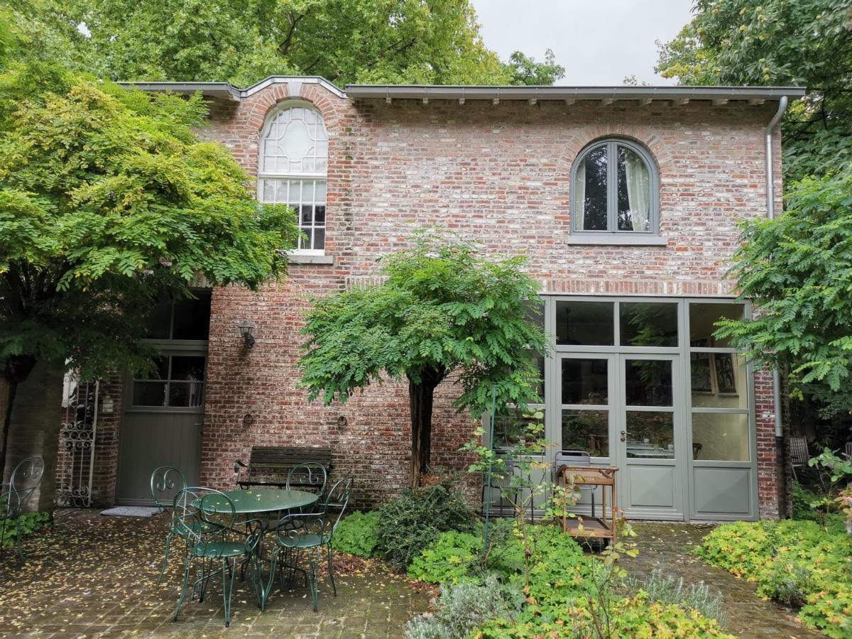 Eremyten Hof Bed & Breakfast 3*